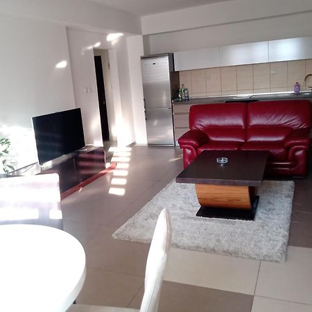 Central Lux Apartment 스코페 외부 사진